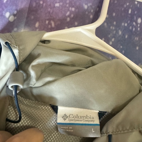 Men’s Columbia jacket 🛍 - Picture 2 of 3